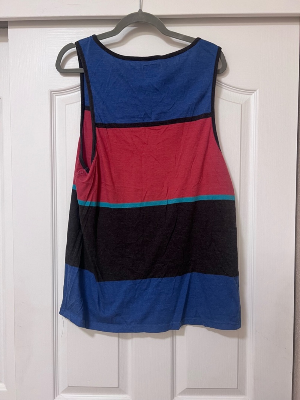 Quicksilver Tank Top - Blue, Red, Black - men’s large - Picture 4 of 4